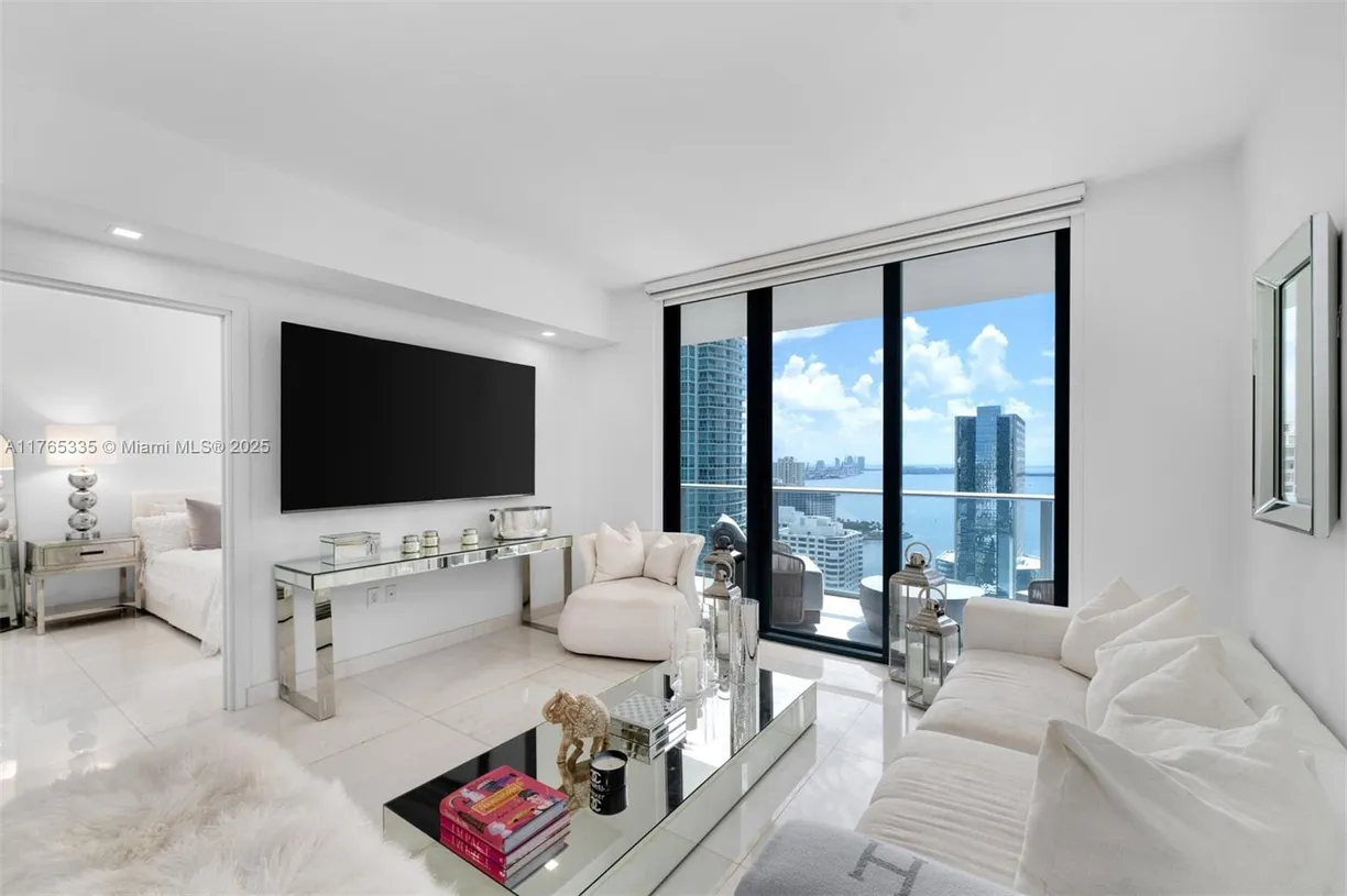 South Florida Real Estate | View 1010 Brickell Ave, 3003 | 2 Beds, 3 Baths