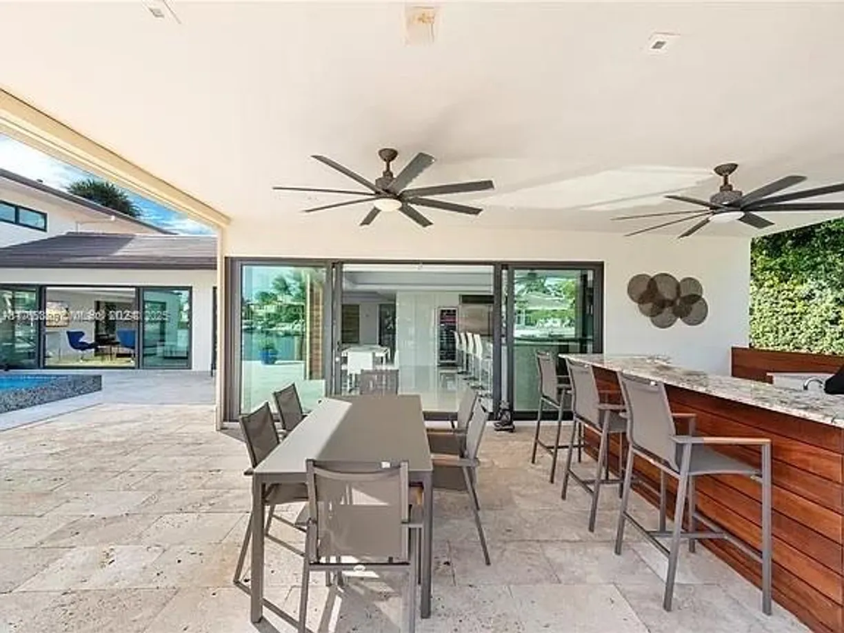South Florida Real Estate | View 1025 Diplomat Pkwy | Listing