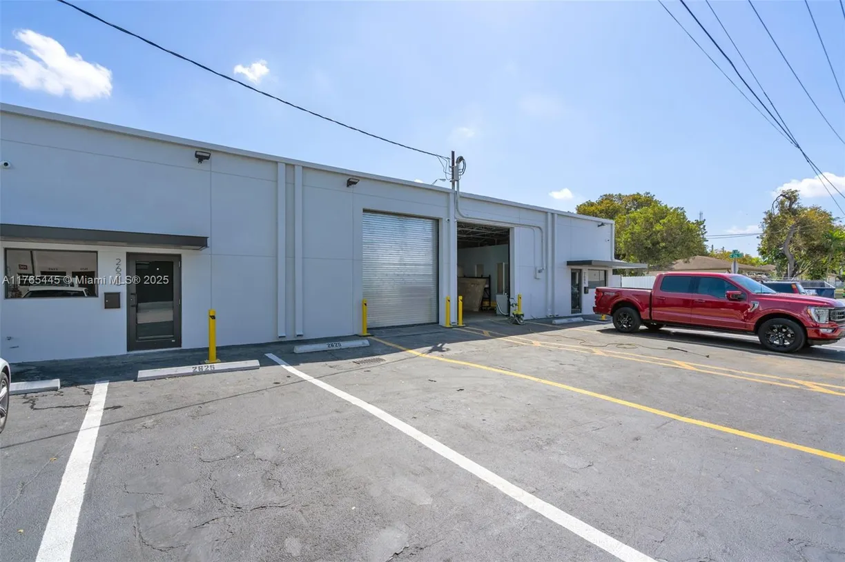 South Florida Real Estate | View 2605 W 6th Ave | Listing