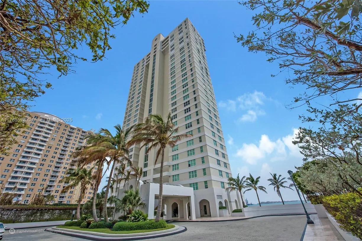 South Florida Real Estate | View 800 Claughton Island Dr, 2202 | 2 Beds, 2 Baths