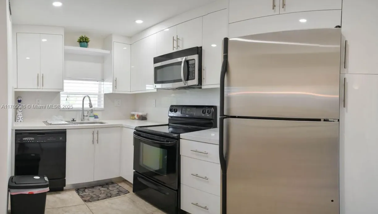 South Florida Real Estate | View 8901 S Hollybrook Blvd, 206 | Listing