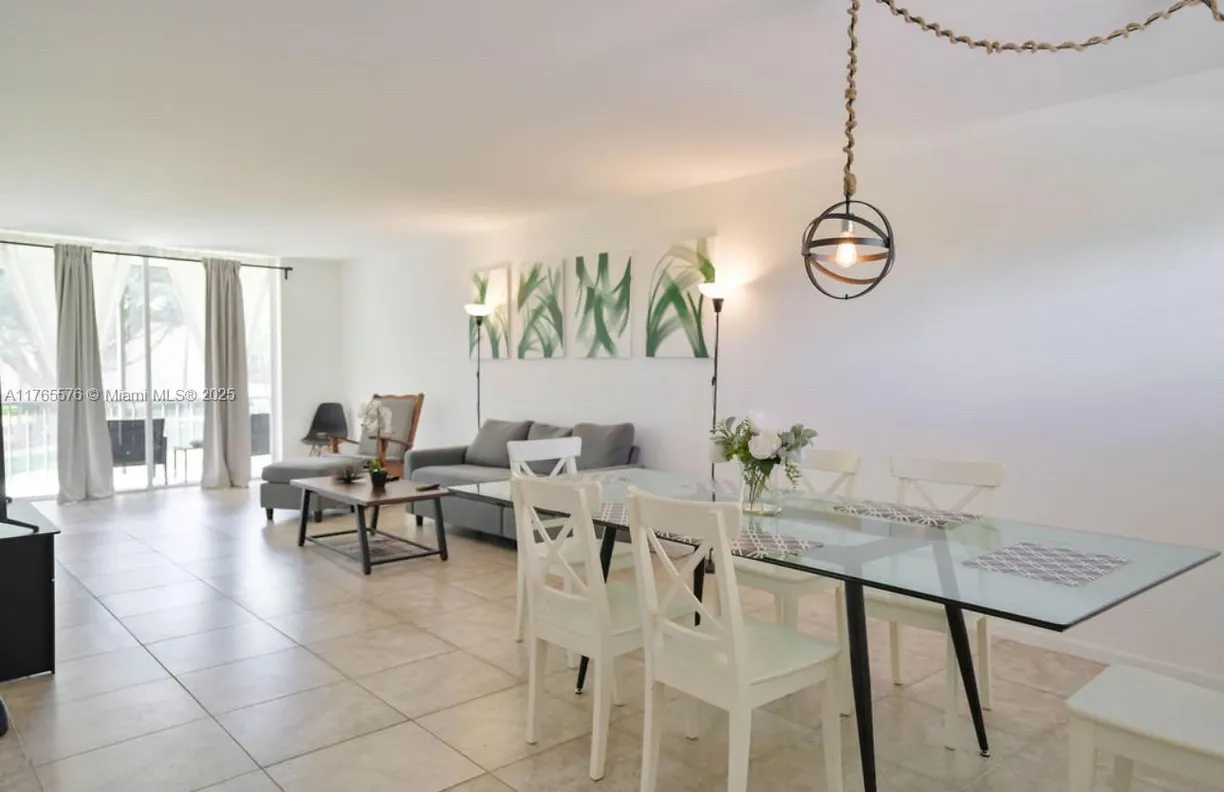 South Florida Real Estate | View 8901 S Hollybrook Blvd, 206 | 1 Bed, 1 Bath