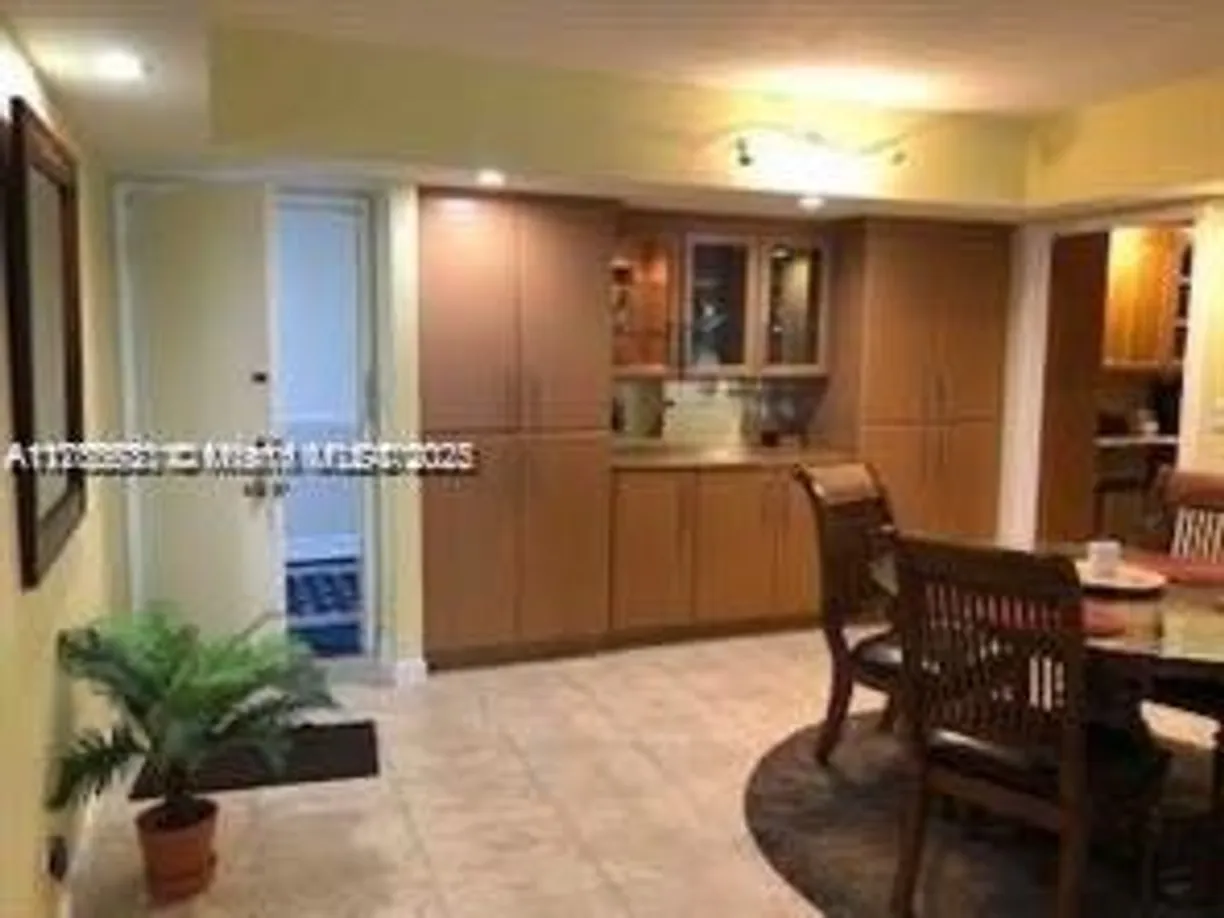 South Florida Real Estate | View 5005 Collins Ave, 1422 | 1 Bed, 2 Baths