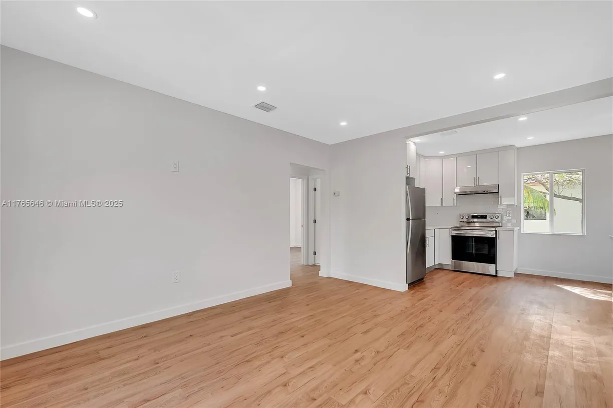 South Florida Real Estate | View 3402 Day Ave | 2 Beds, 1 Bath