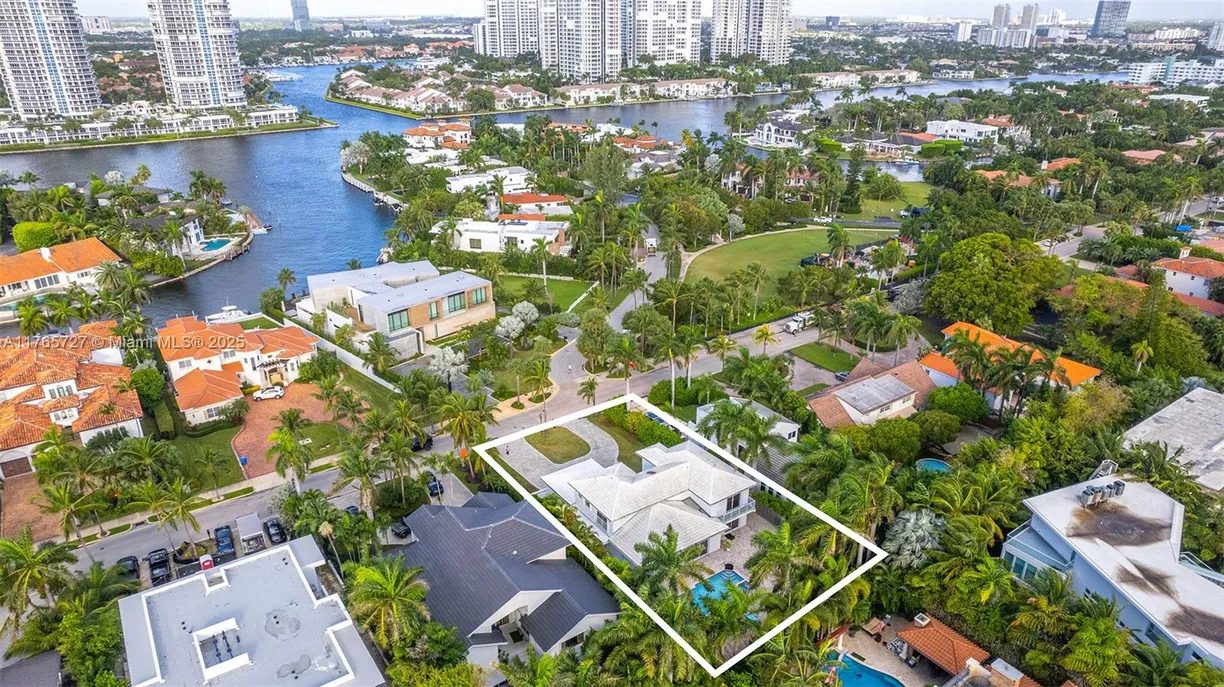 South Florida Real Estate | View 465 Golden Beach Dr | Listing