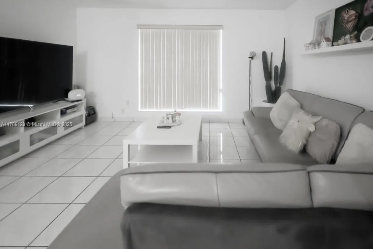 South Florida Real Estate | View 10772 N Kendall Dr, G5 | 3 Beds, 2 Baths