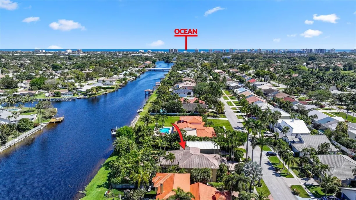South Florida Real Estate | View 389 Oregon Ln | Listing