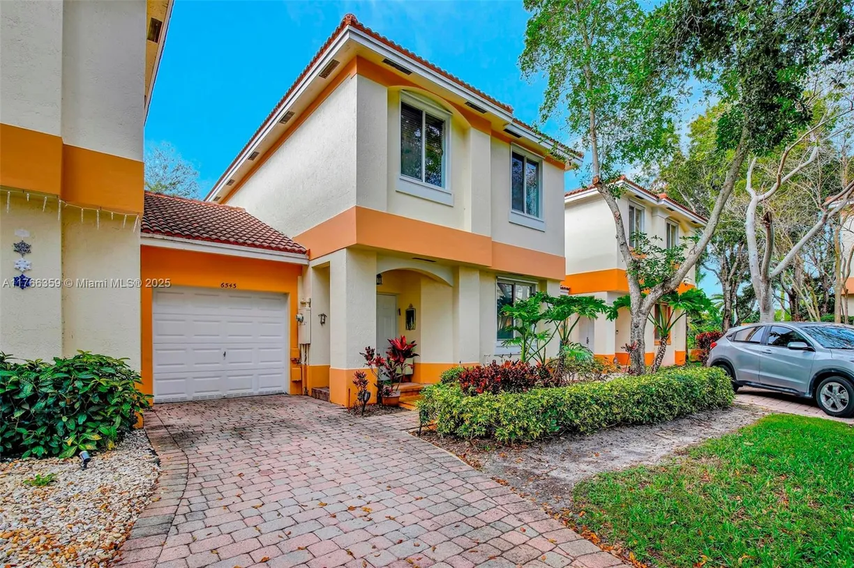 South Florida Real Estate | View 6543 Hidden Cove Dr, 3-2 | Listing