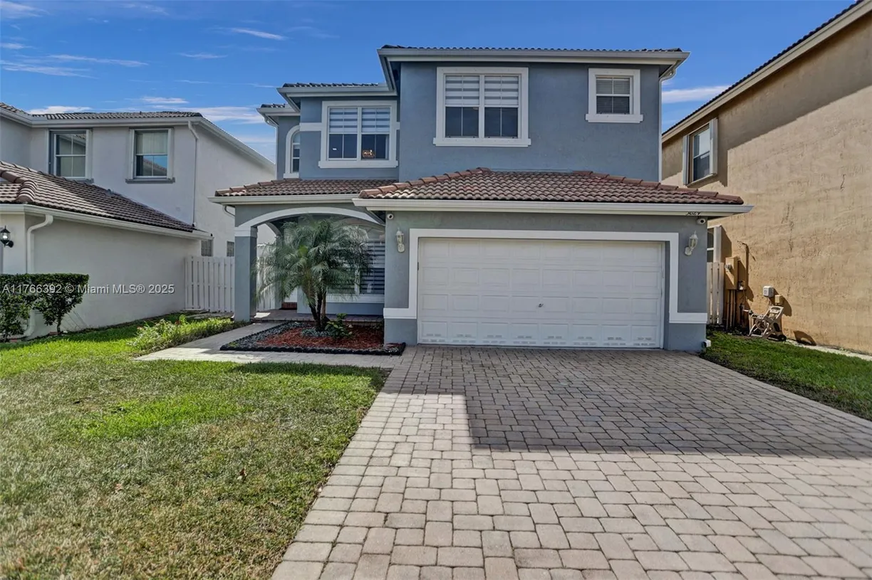 South Florida Real Estate | View 3824 SW 49th Pl | Listing