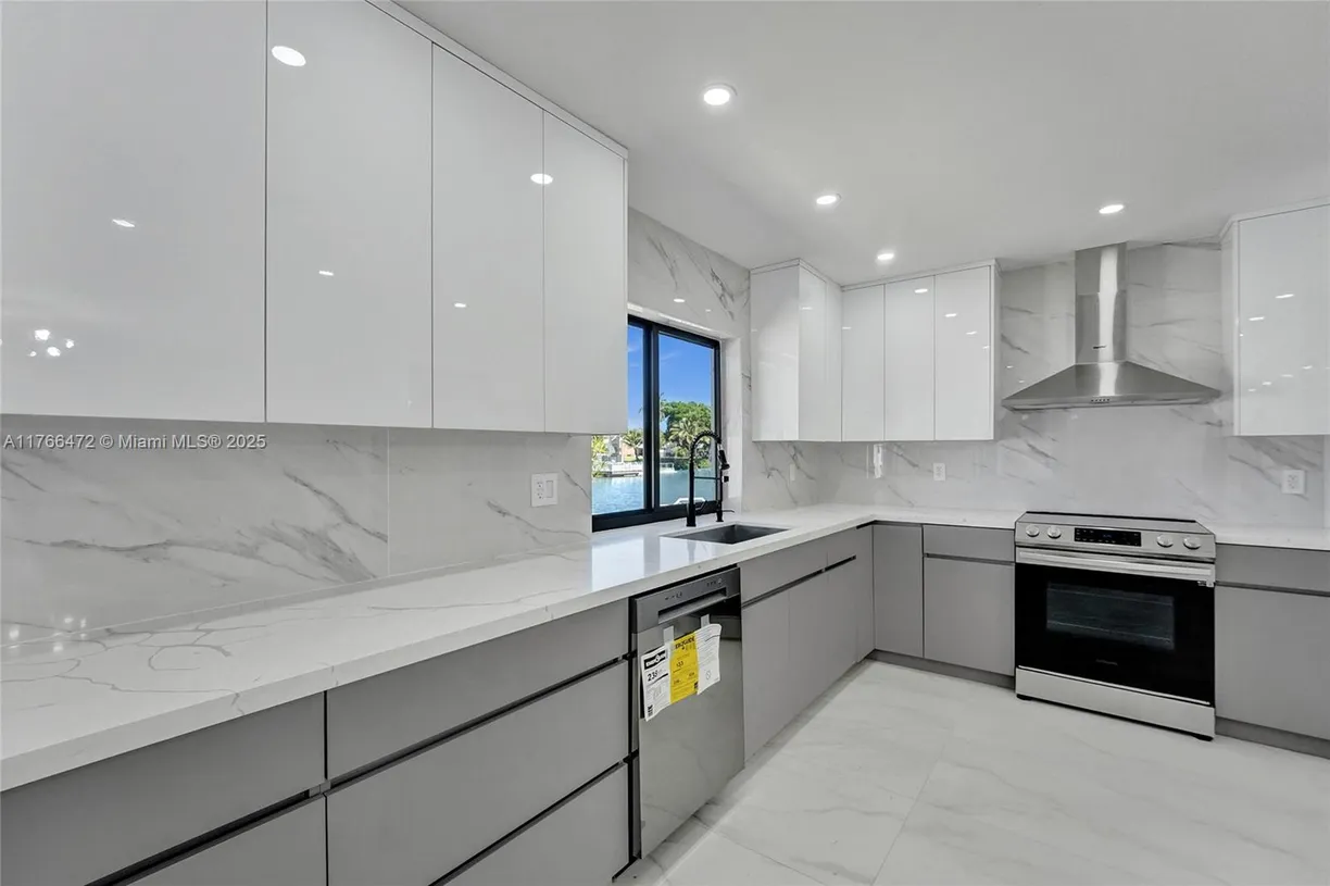 South Florida Real Estate | View 1931 NW 41st St | Listing