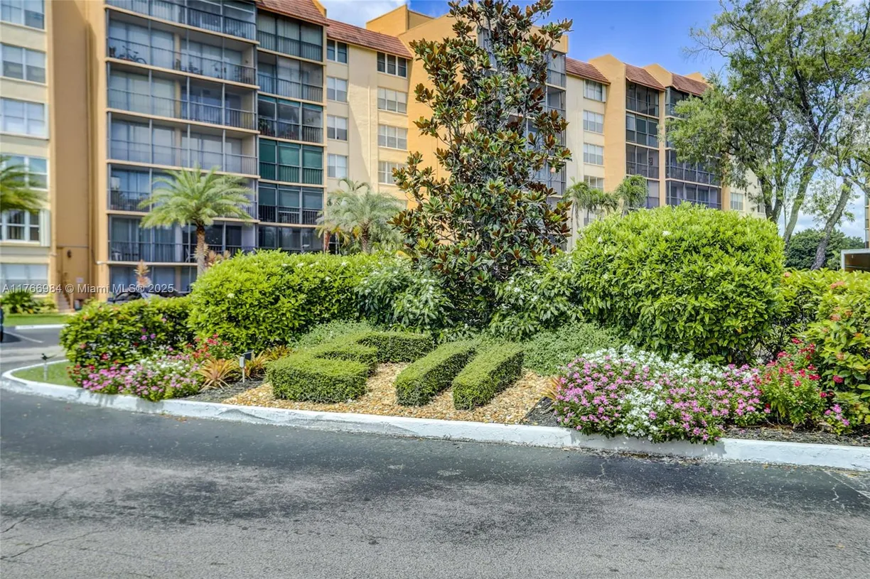 South Florida Real Estate | View 3821 Environ Blvd, 406 | Listing