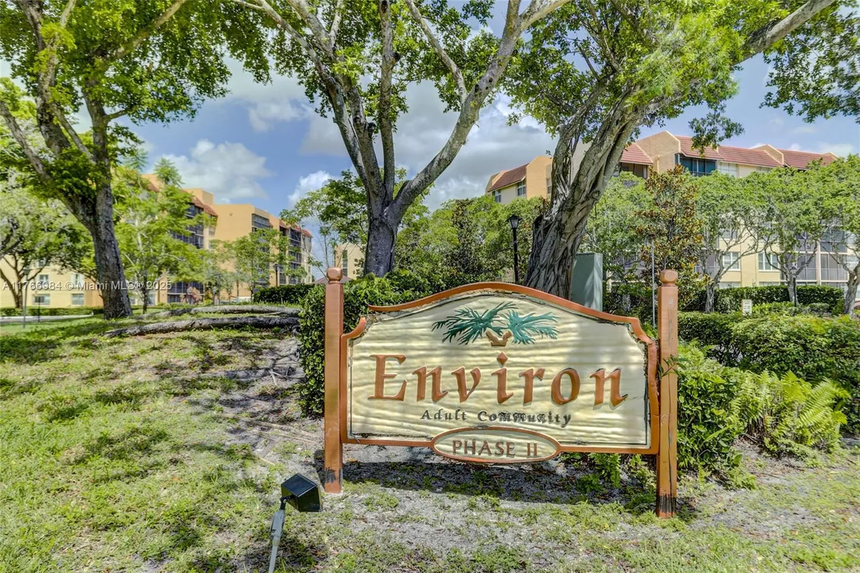 South Florida Real Estate | View 3821 Environ Blvd, 406 | 1 Bed, 1 Bath