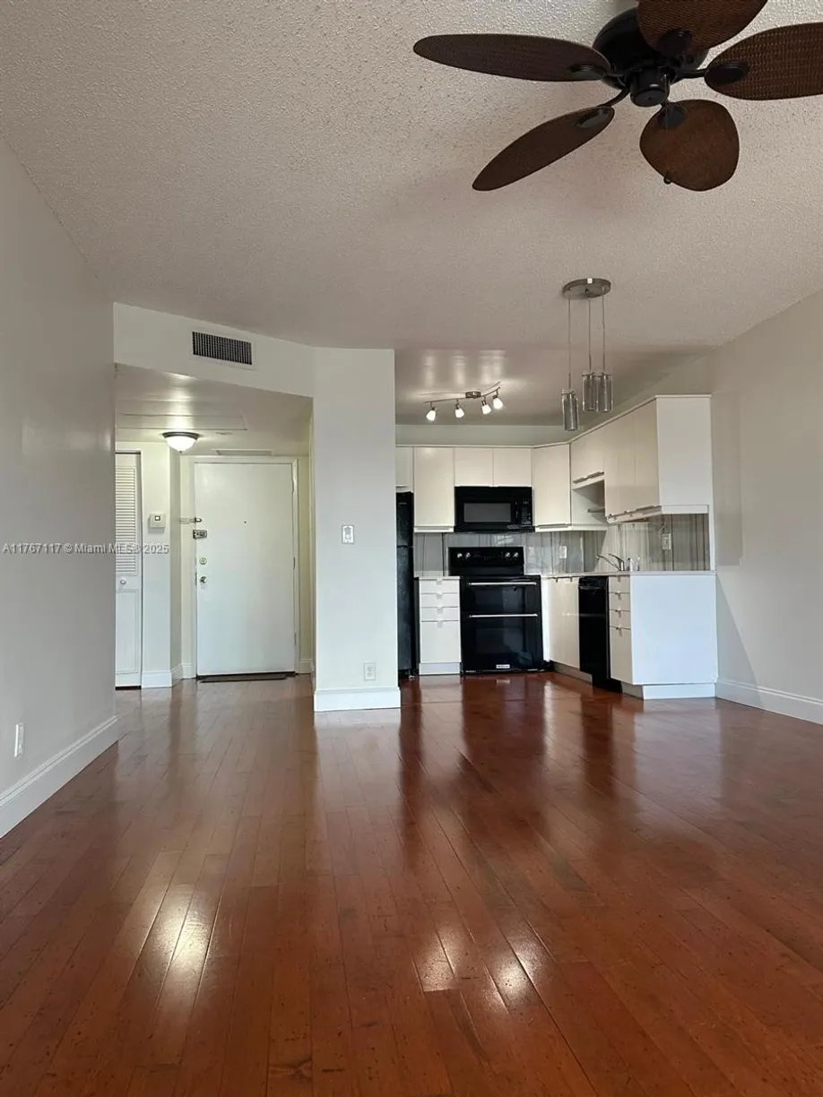South Florida Real Estate | View 253 S Cypress Rd, 223 | 1 Bed, 1 Bath