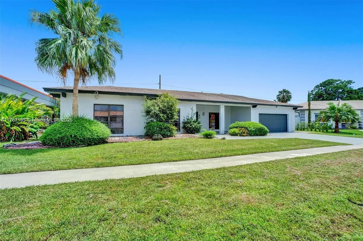 South Florida Real Estate | View 16610 Royal Poinciana | Listing