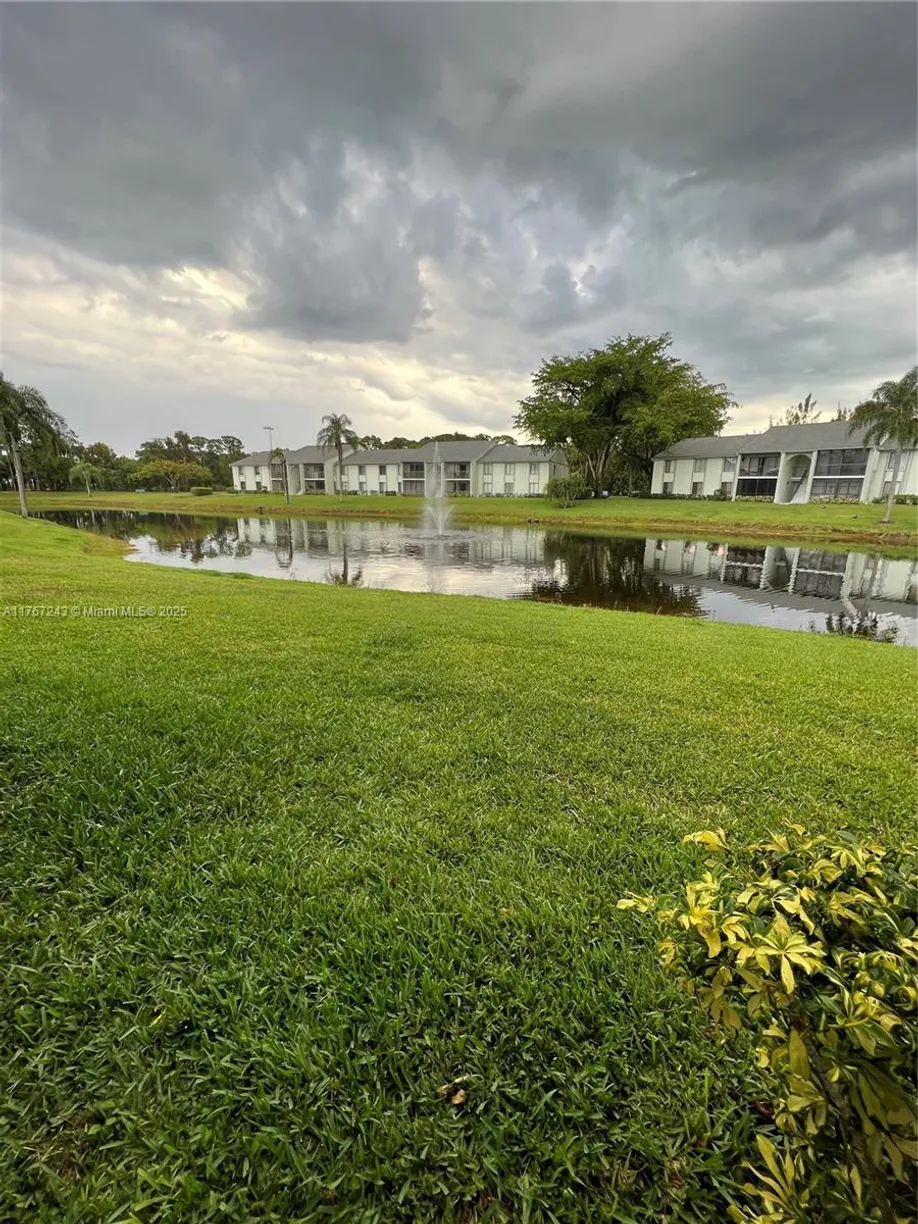 South Florida Real Estate | View 3606 Alder Dr, F2 | Listing