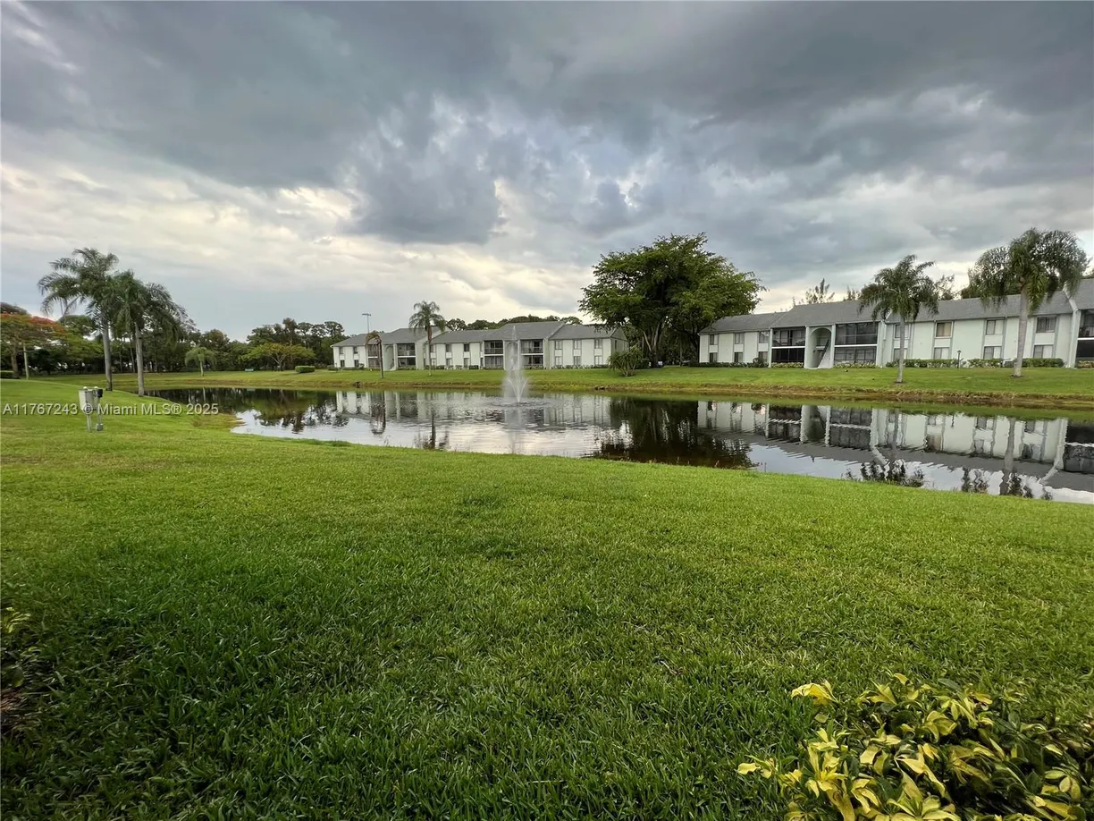 South Florida Real Estate | View 3606 Alder Dr, F2 | Listing