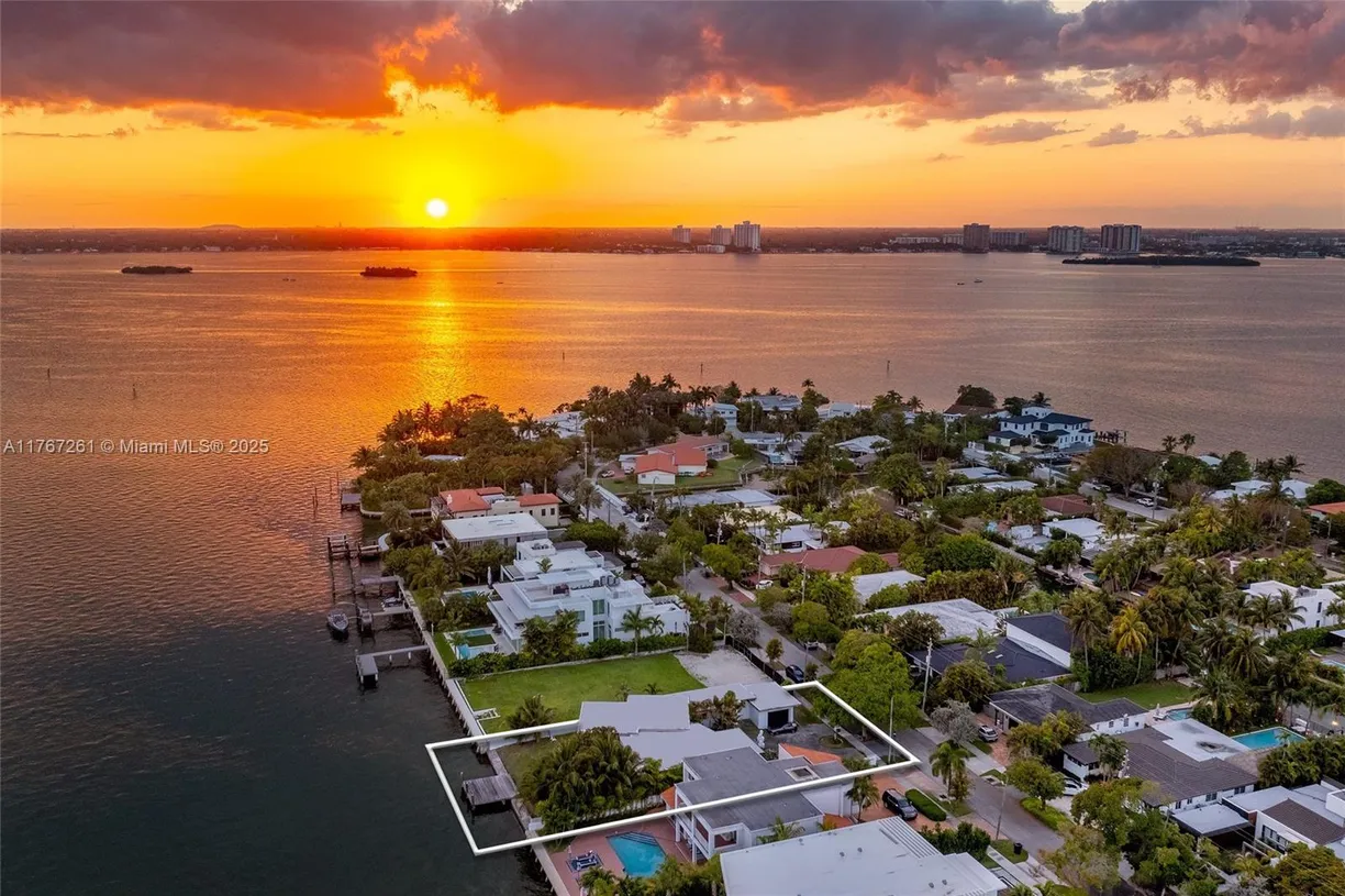 South Florida Real Estate | View 1820 Daytonia Rd | Listing