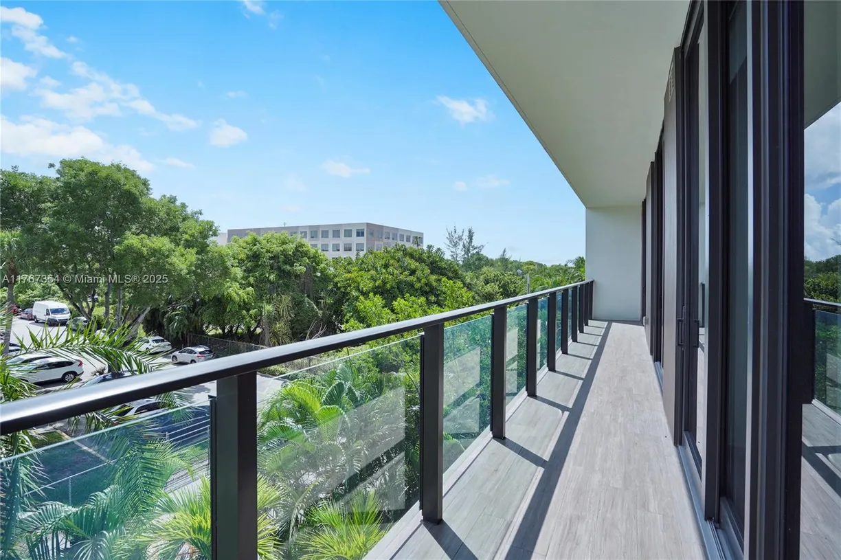 South Florida Real Estate | View 3581 E Glencoe St, 307 | 2 Beds, 2 Baths