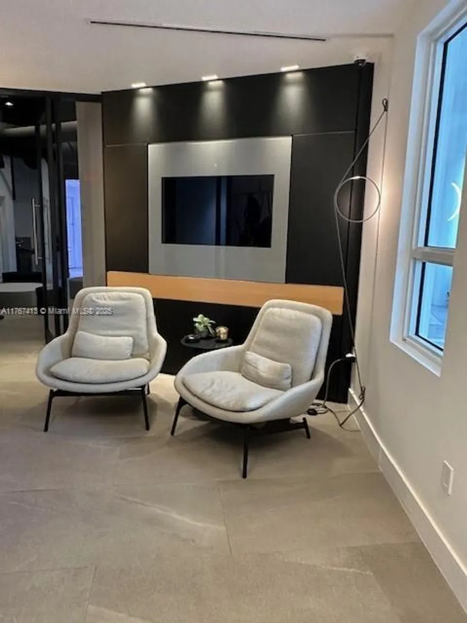 South Florida Real Estate | View 701 Brickell Key Blvd, CU-4 | Listing