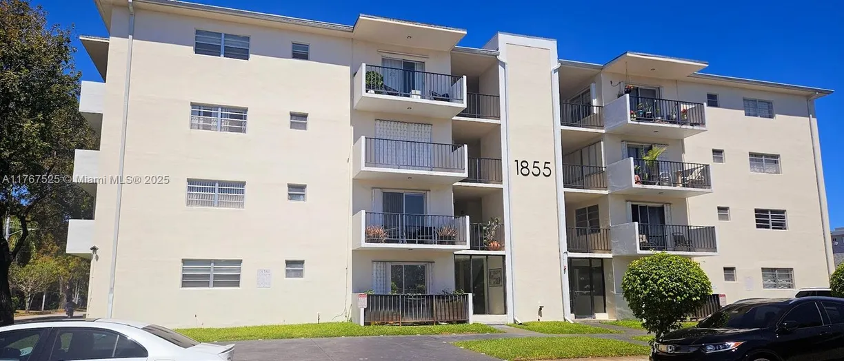 South Florida Real Estate | View 1855 Plunkett St, 202 | 1 Bed, 1 Bath