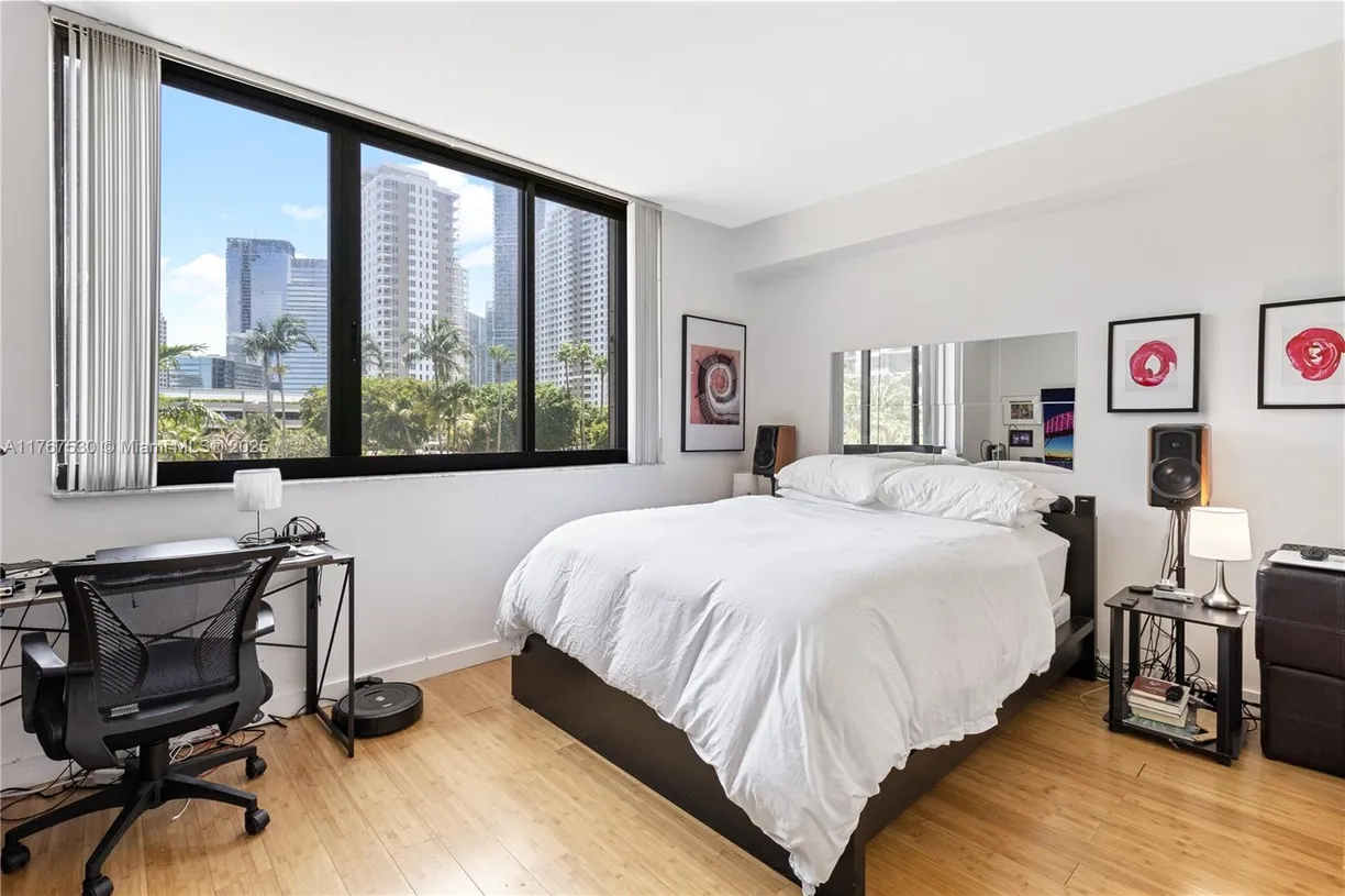 South Florida Real Estate | View 540 Brickell Key Dr, 407 | Listing