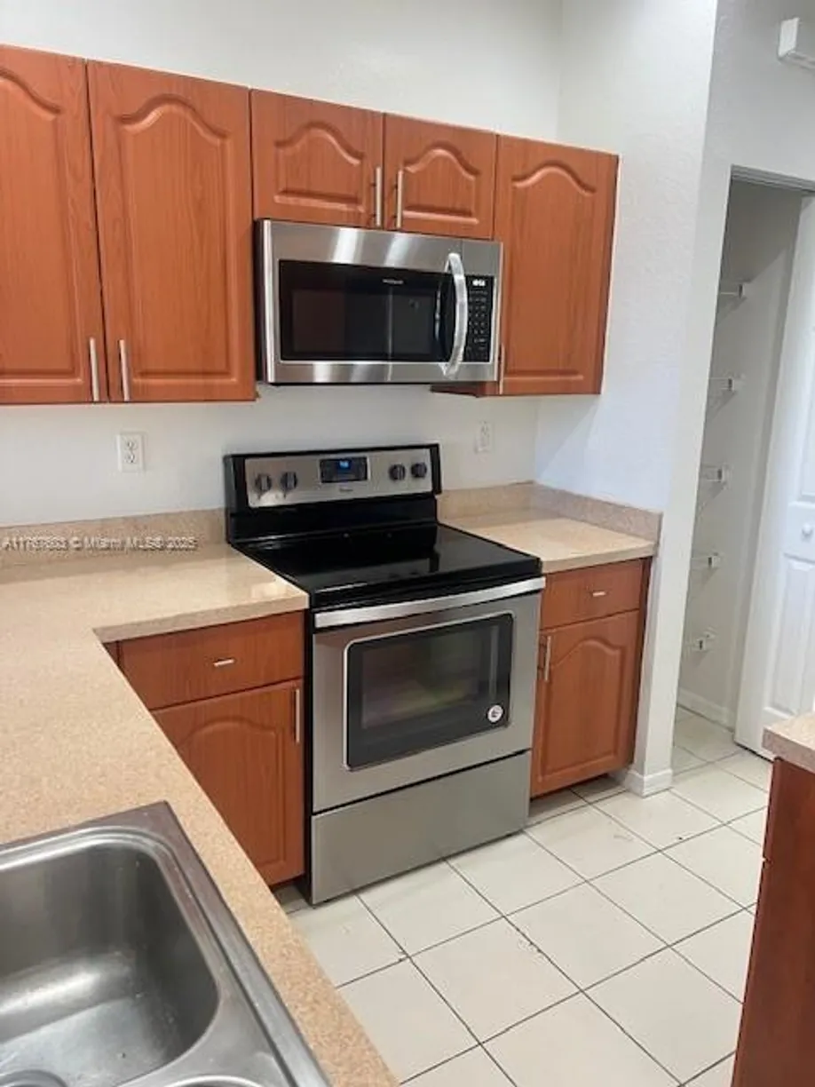 South Florida Real Estate | View 6057 SW 19th Pl | Listing