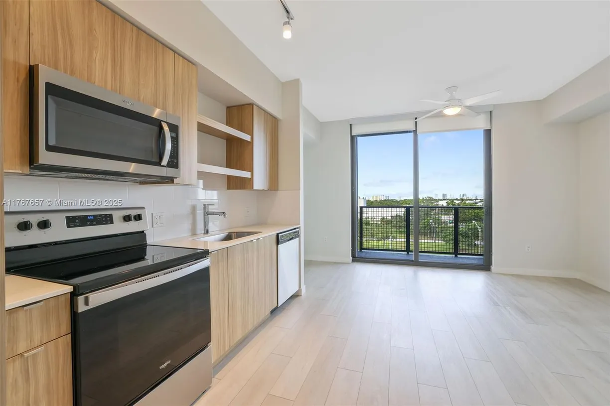 South Florida Real Estate | View 555 NE 8th St, 0421 | Listing