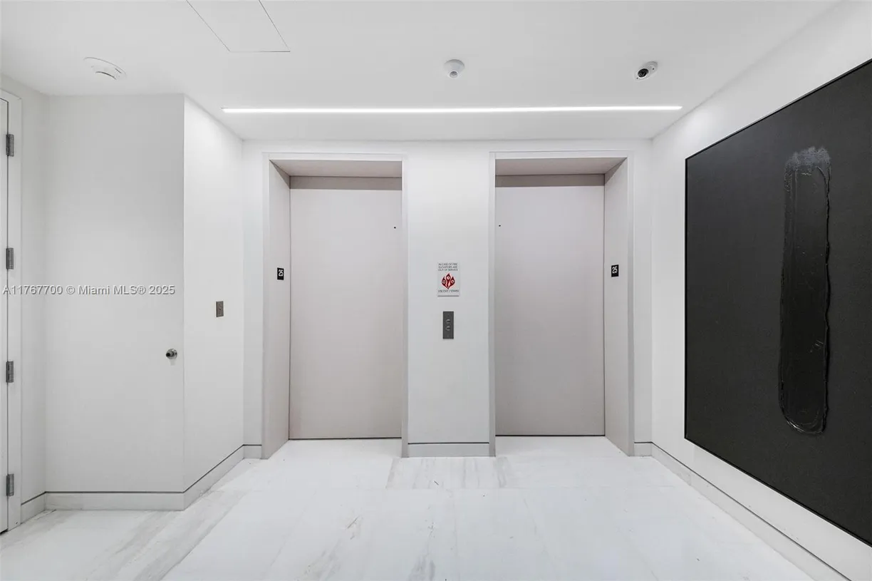 South Florida Real Estate | View 300 BISCAYNE BLVD WAY, 2504 | Listing