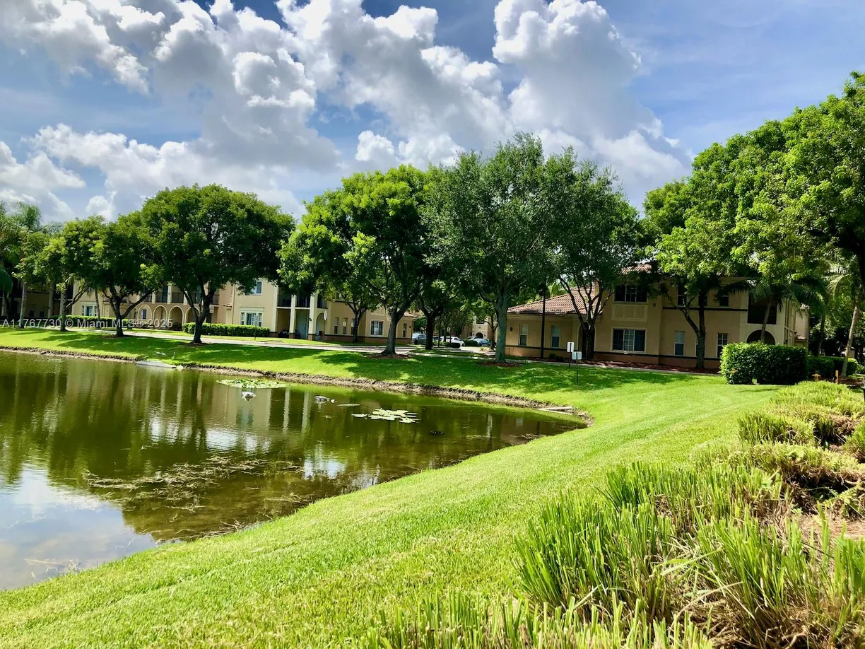 South Florida Real Estate | View 2532 Centergate Dr, 102 | Listing