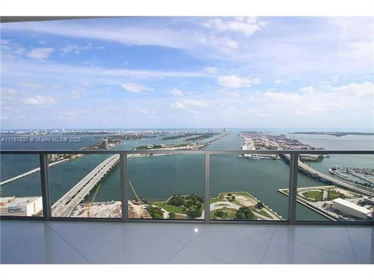 South Florida Real Estate | View 1100 E Biscayne Blvd, 5702 | 2 Beds, 2 Baths