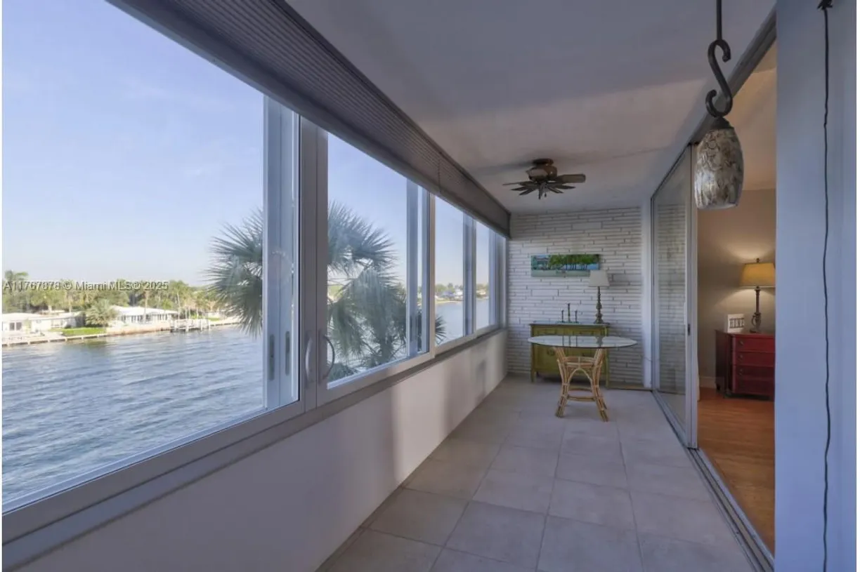 South Florida Real Estate | View 401 N Riverside Dr, 406 | 1 Bed, 1 Bath