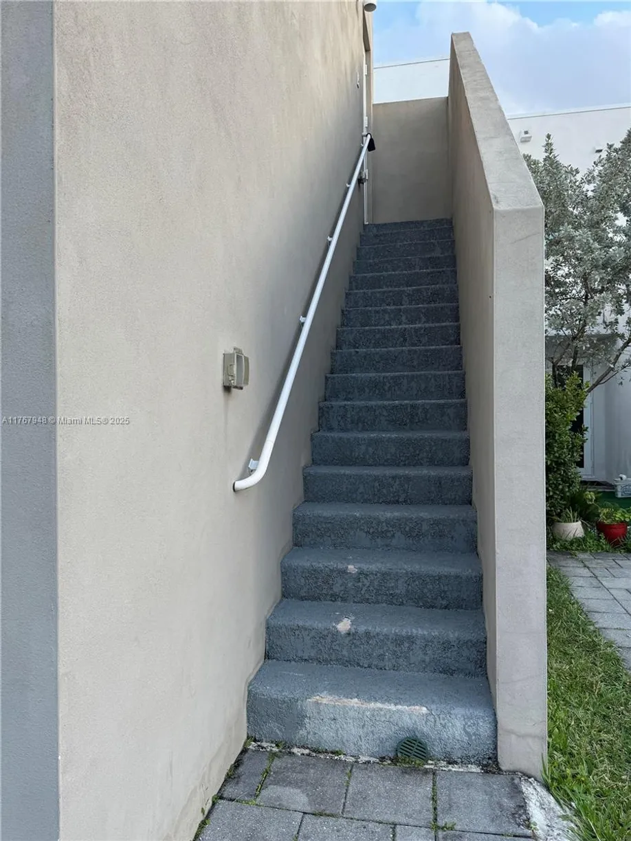 South Florida Real Estate | View  | 1 Bath