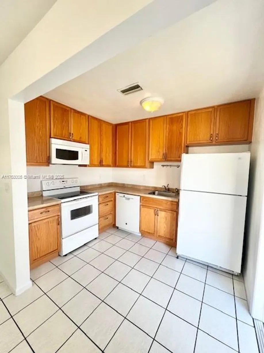 South Florida Real Estate | View 5219 SW 43rd Ter, 1 | Listing