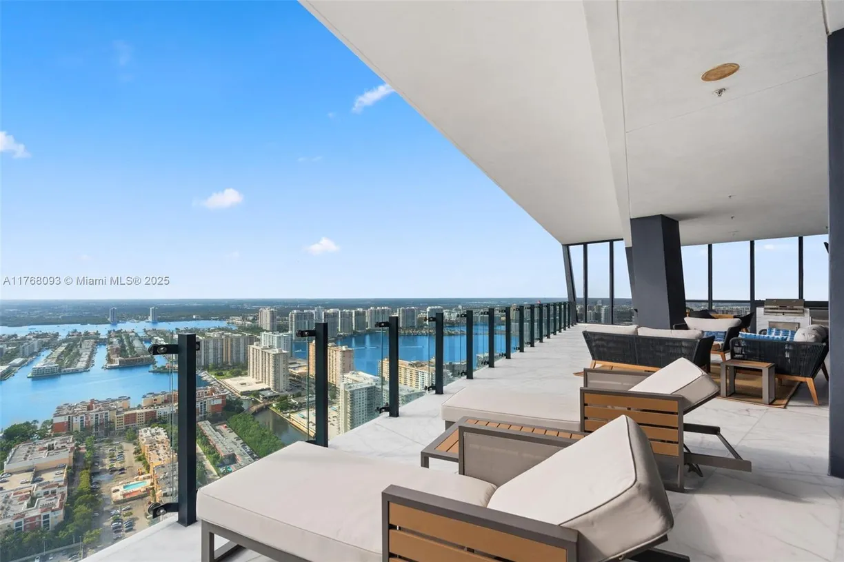 South Florida Real Estate | View 17141 Collins Ave, 4002 | 2 Beds, 2 Baths