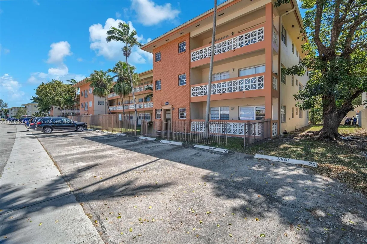 South Florida Real Estate | View 11840 NE 19th Dr, 3 | 2 Beds, 2 Baths