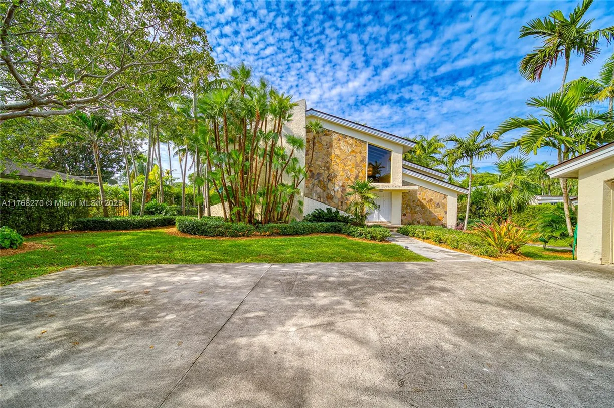 South Florida Real Estate | View 14540 Sailfish Dr | Listing
