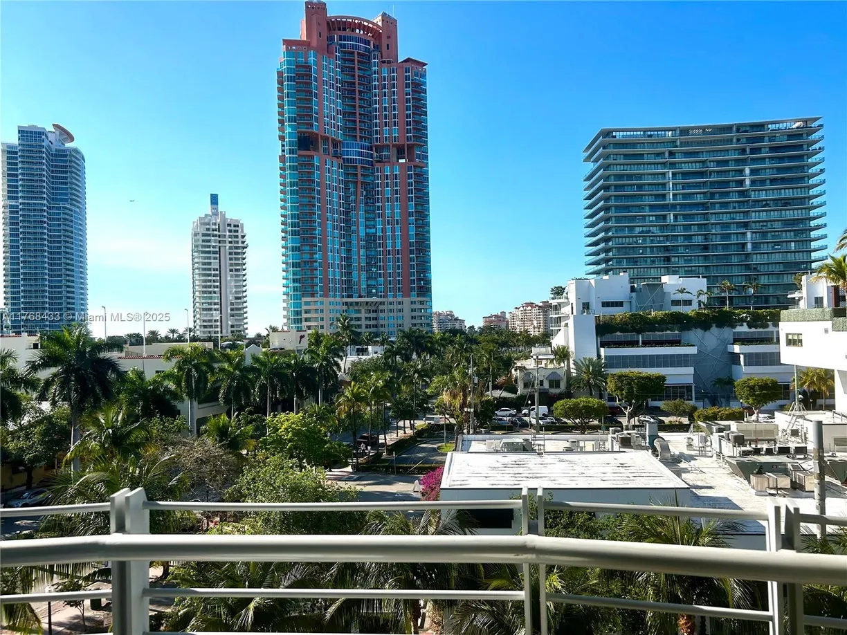 South Florida Real Estate | View 110 Washington Ave, 1611 | Listing