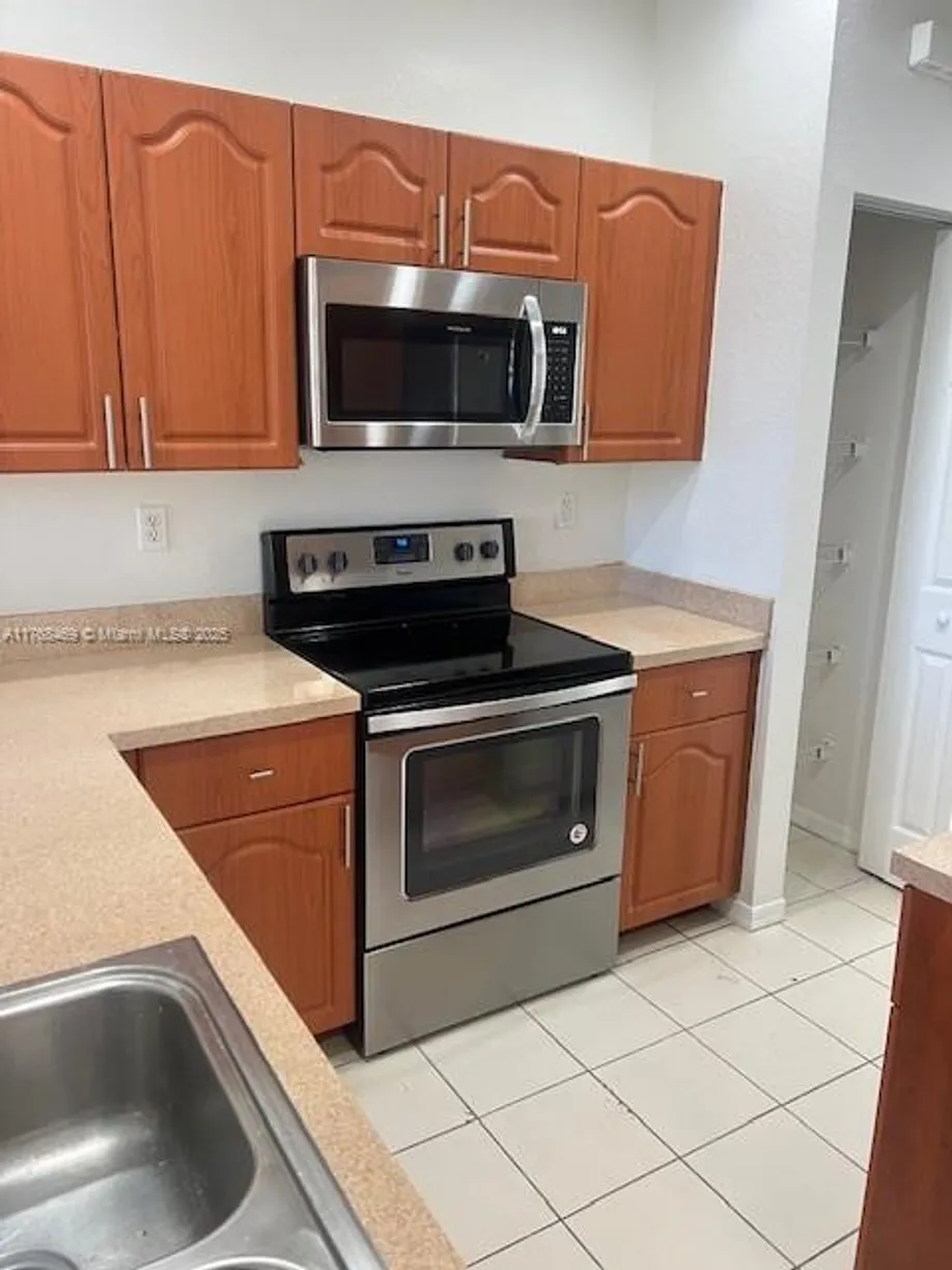 South Florida Real Estate | View 6057 SW 19th Pl, 6057 | Listing