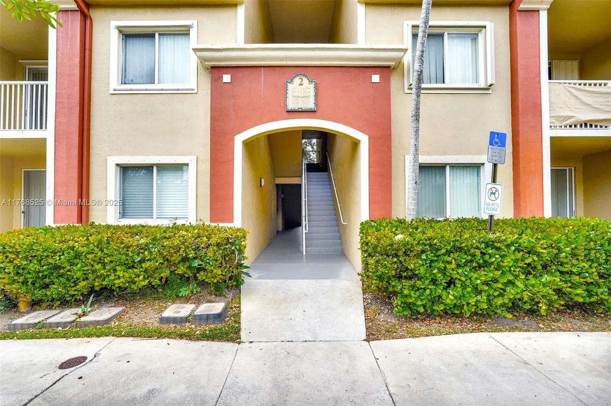 South Florida Real Estate | View 7085 Nova Dr, 128 | 2 Beds, 2 Baths