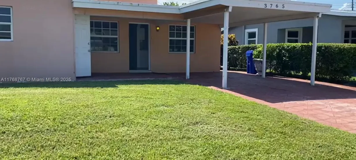 South Florida Real Estate | View 3765 NE 18th Ave | 3 Beds, 2 Baths