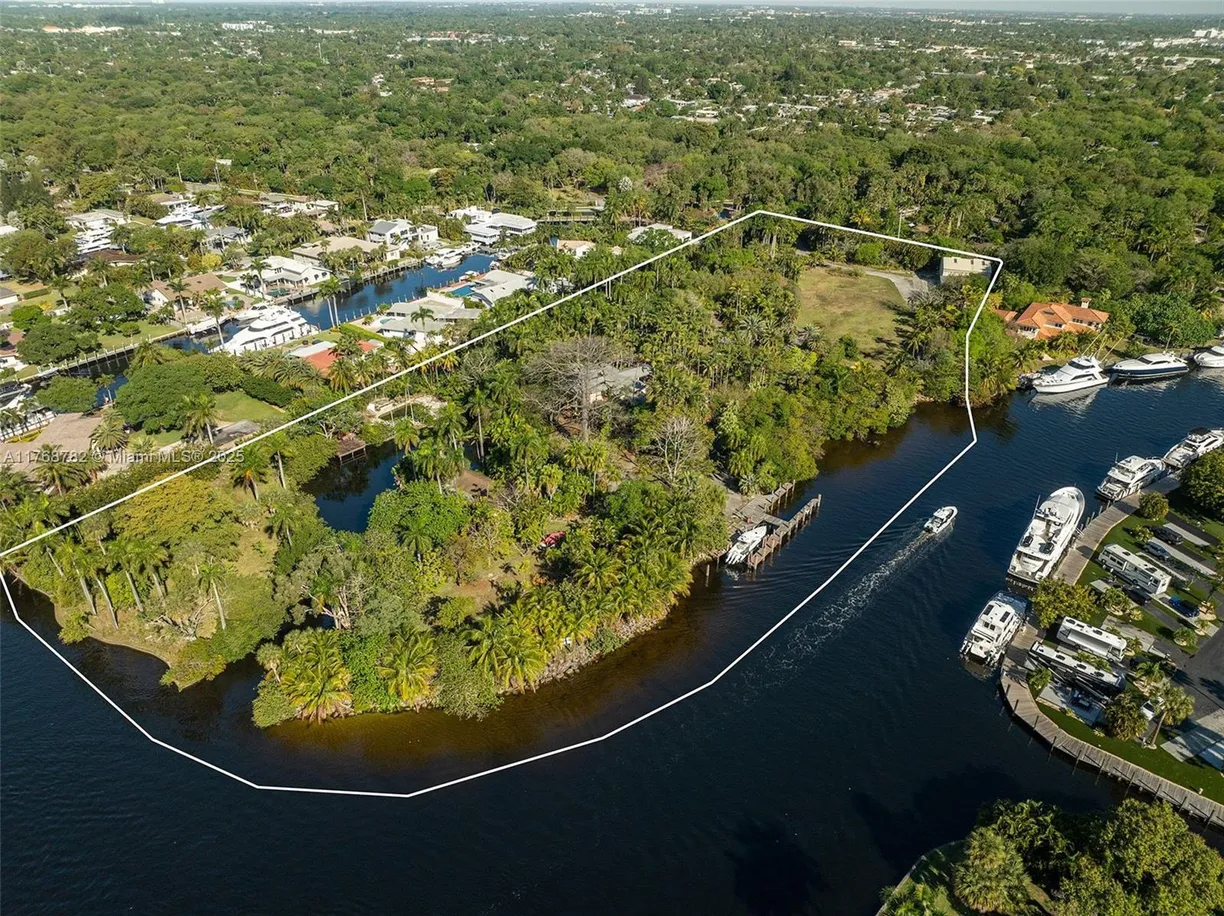 South Florida Real Estate | View 2350 SW 26th Ave | 4 Beds, 4 Baths