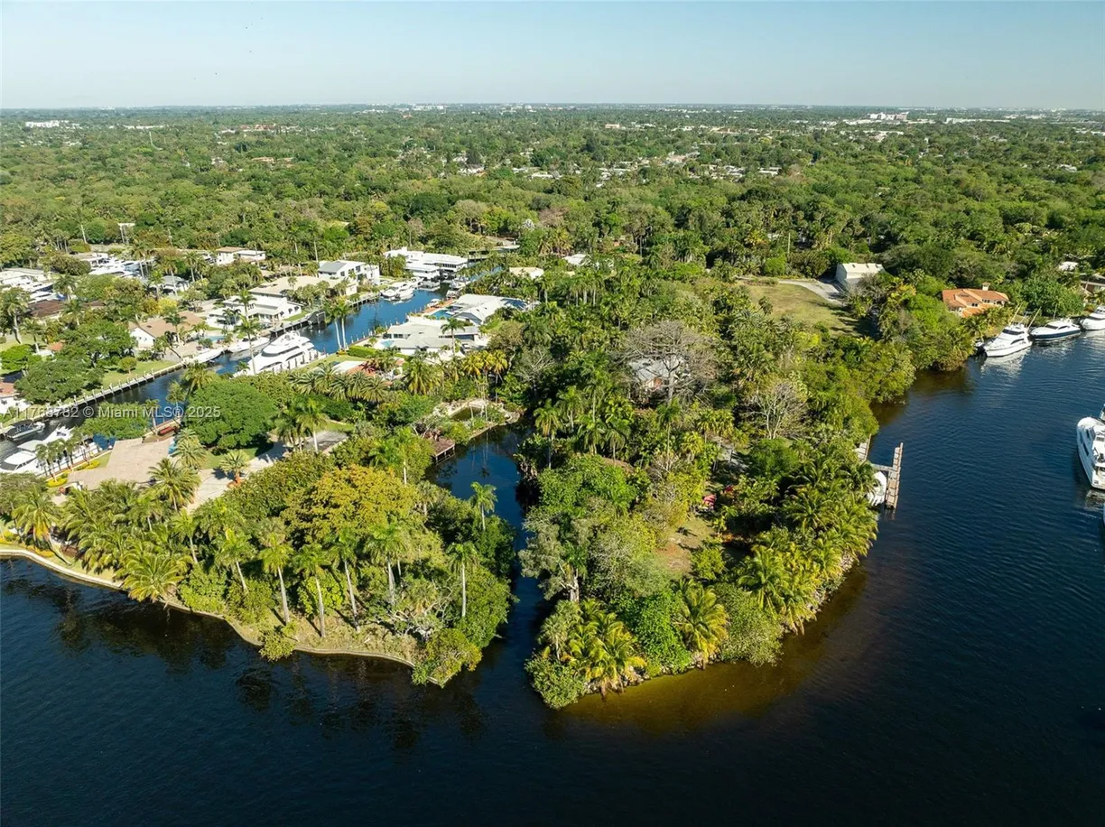South Florida Real Estate | View 2350 SW 26th Ave | Listing