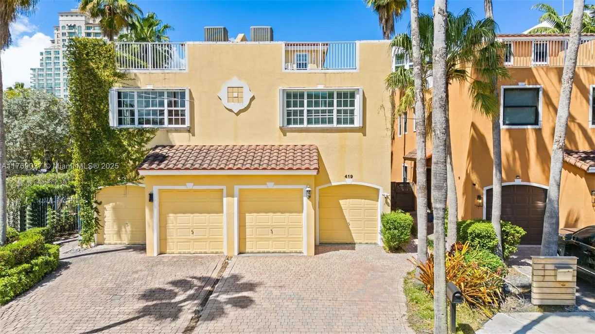 South Florida Real Estate | View 419 SW 5th St, 419 | 3 Beds, 3 Baths