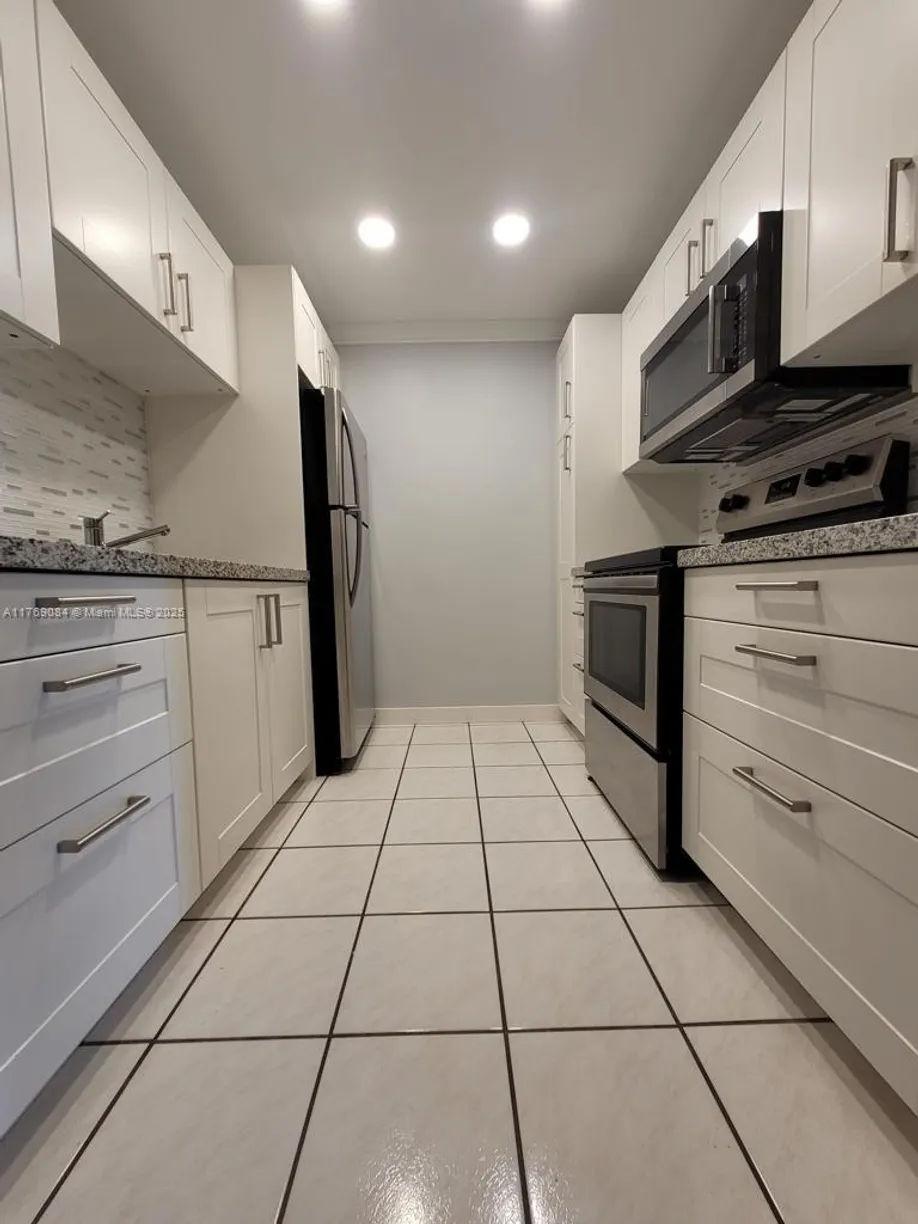 South Florida Real Estate | View 13355 SW 9th Ct, 208H | 1 Bed, 1 Bath