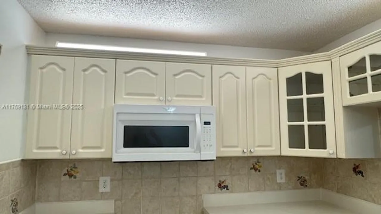 South Florida Real Estate | View 17000 NW 67 Ave, 124 | Listing