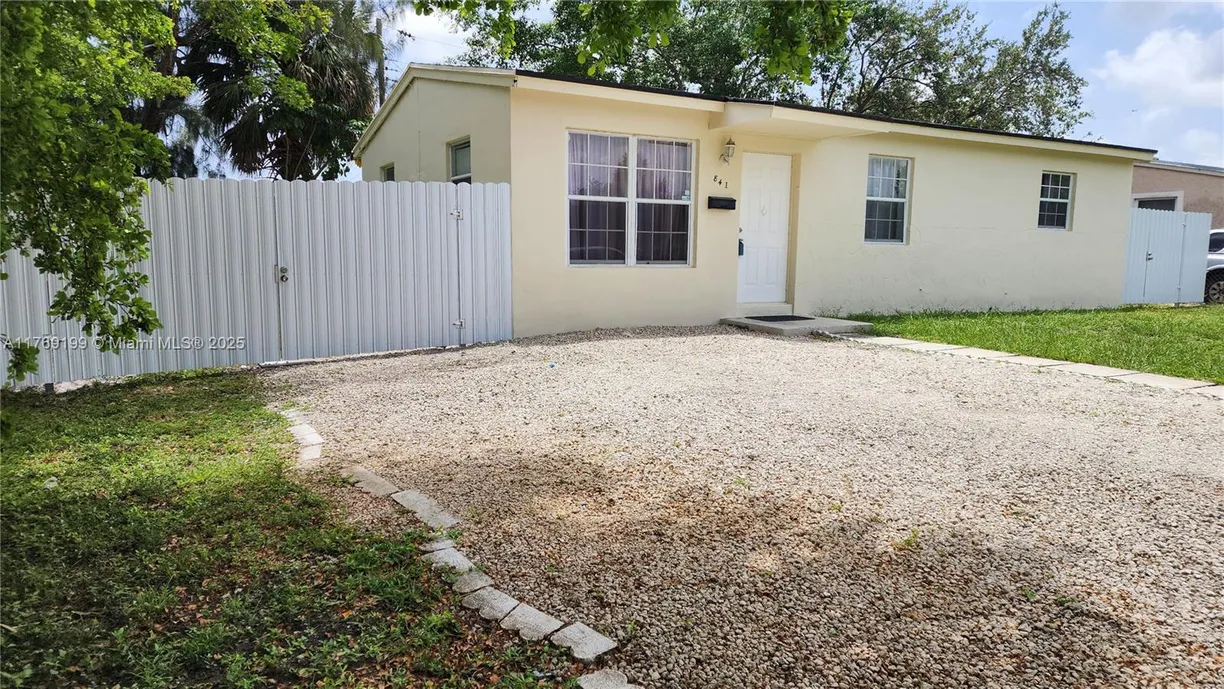 South Florida Real Estate | View 841 N 69th Ter, 841 | 3 Beds, 1 Bath