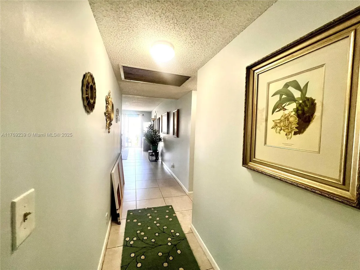 South Florida Real Estate | View  | Listing