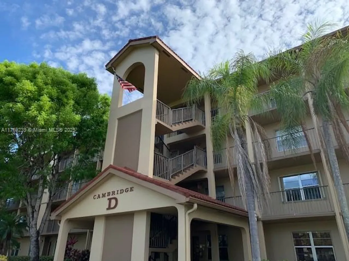 South Florida Real Estate | View  | 2 Beds, 2 Baths