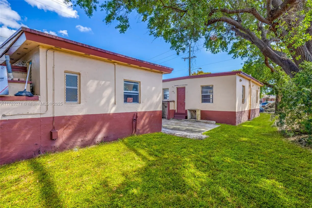 South Florida Real Estate | View 414 Phippen Waiters Rd | Listing