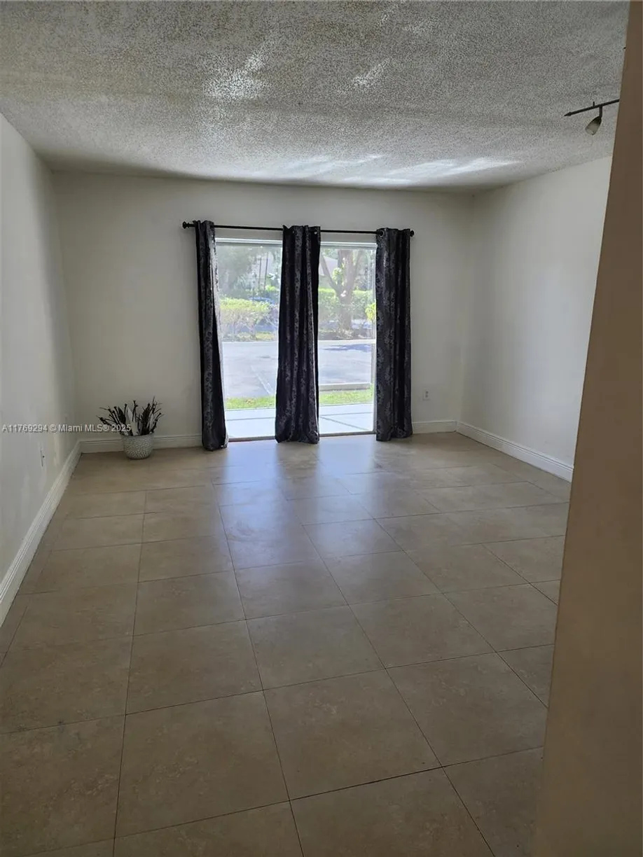 South Florida Real Estate | View 4354 NW 9th Ave, 14-1F | 1 Bed, 1 Bath